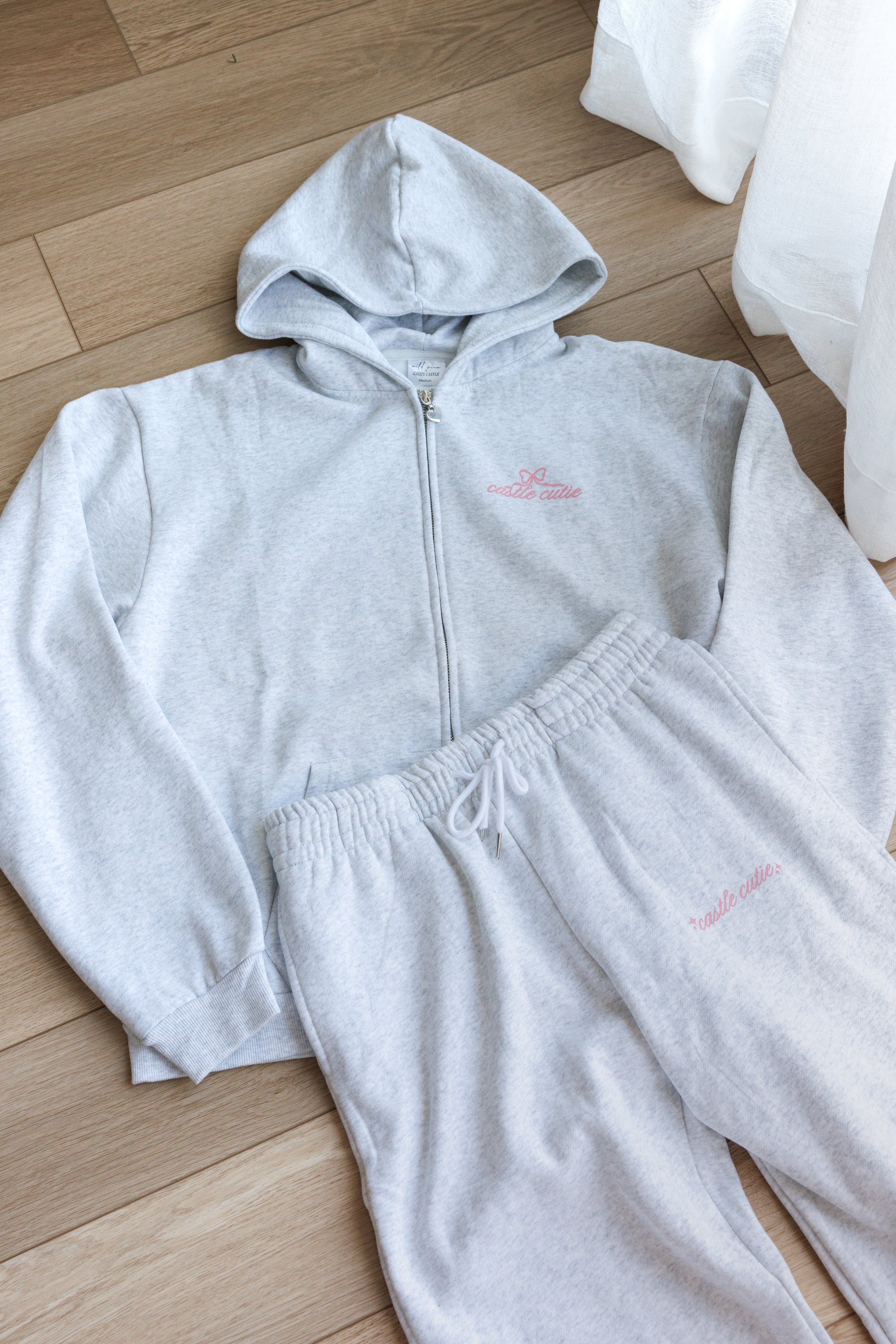 Castle Cutie Sweatpants – Wild Rina