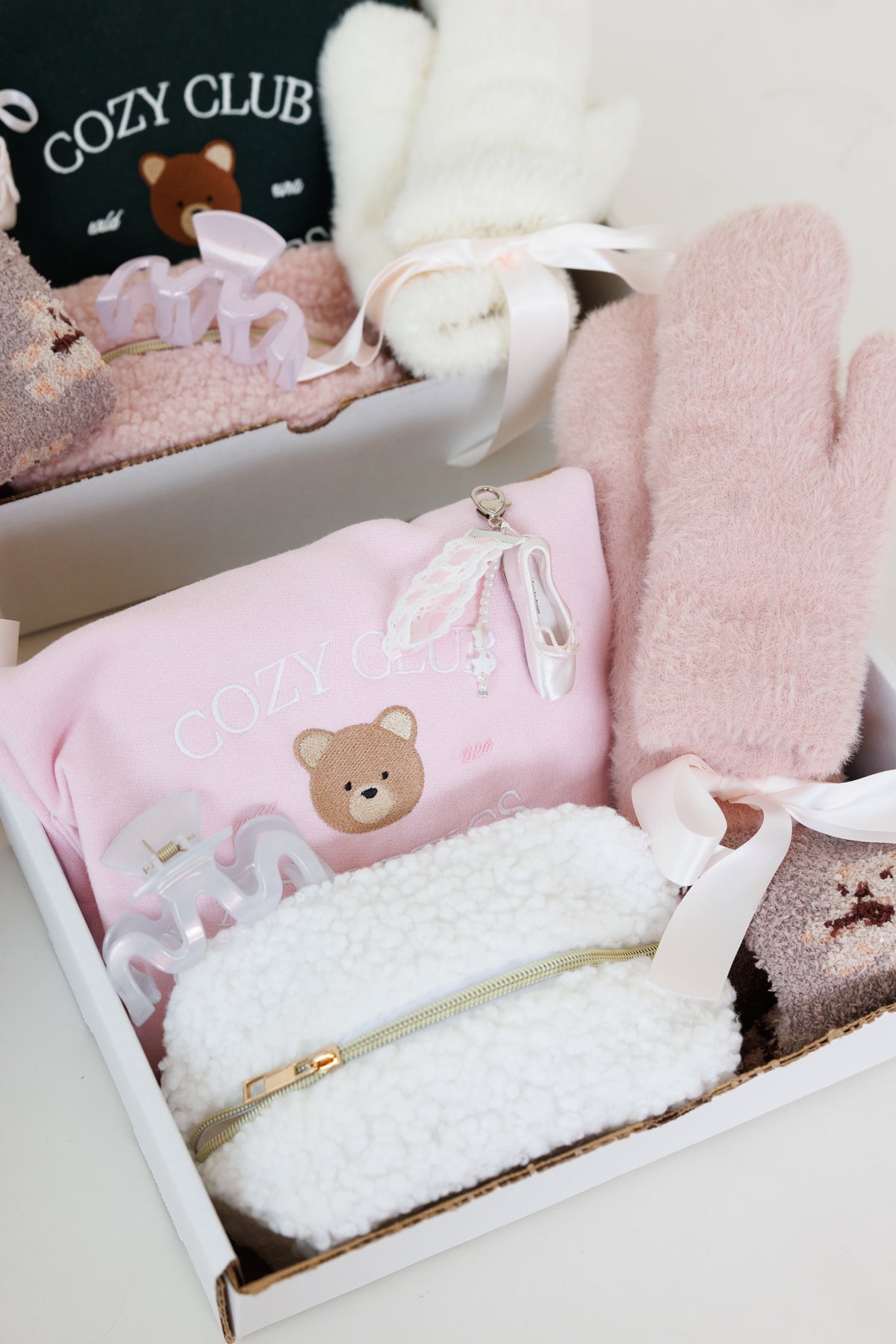 holiday sweatshirt gift set gift box for women girls winter gift box holiday gift ideas