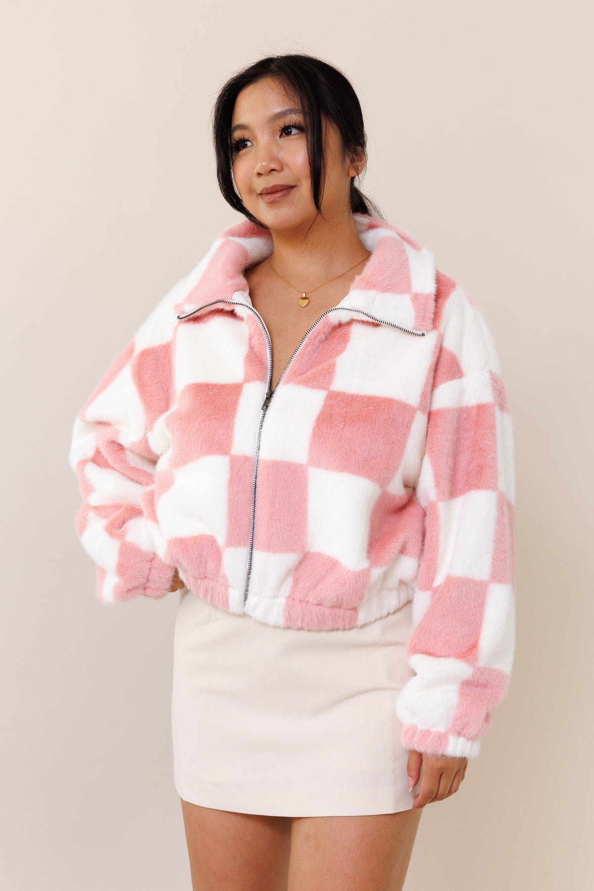 white pink soft fuzzy fluffly checkered  zipper jacket collar functional pockets cuff hems